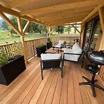Domček pod Vežami s vírivkou a krbom, priamo pri Skibuse do Jasnej * Liptovský Ján
