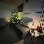 Domček pod Vežami s vírivkou a krbom, priamo pri Skibuse do Jasnej Apartmán