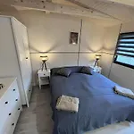Domček pod Vežami s vírivkou a krbom, priamo pri Skibuse do Jasnej *