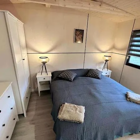 Domček Pod Vežami S Vírivkou A Krbom, Priamo Pri Skibuse Do Jasnej Liptovský Ján