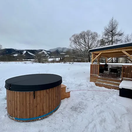 아파트 Domcek Pod Vezami S Virivkou A Krbom, Priamo Pri Skibuse Do Jasnej