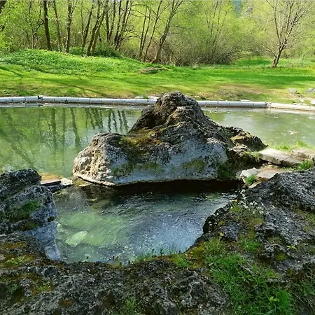 Domcek Pod Vezami S Virivkou A Grilom, Pri Termalnom Kupalisku * Liptovsky Jan