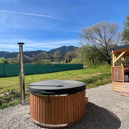 Domček Pod Vežami S Vírivkou A Krbom, Priamo Pri Skibuse Do Jasnej Liptovský Ján