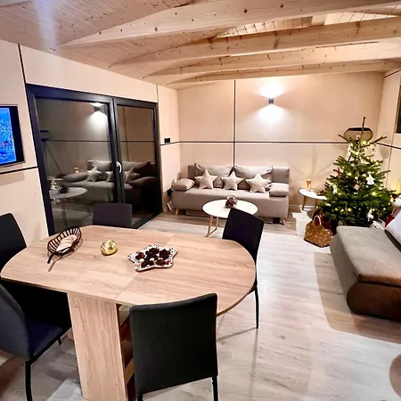 Domcek Pod Vezami S Virivkou A Grilom, Pri Termalnom Kupalisku Apartmán Liptovsky Jan