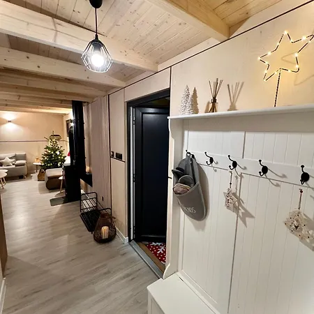 Domcek Pod Vezami S Virivkou A Grilom, Pri Termalnom Kupalisku Apartament Liptovský Ján