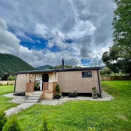 Domček Pod Vežami S Vírivkou A Krbom, Priamo Pri Skibuse Do Jasnej Apartamento