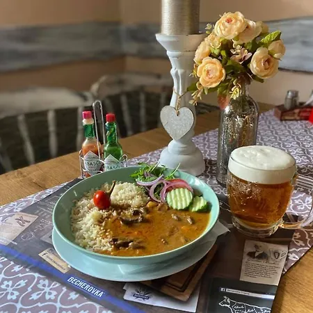 Apartmán Domcek Pod Vezami S Virivkou A Krbom, Priamo Pri Skibuse Do Jasnej *