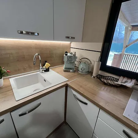 Apartament Domcek Pod Vezami S Virivkou A Grilom, Pri Termalnom Kupalisku