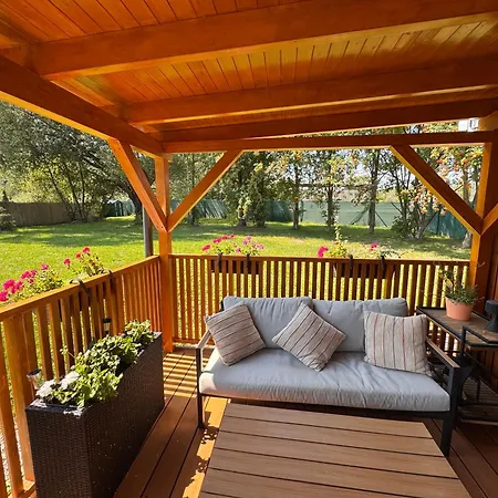 Apartament Domcek Pod Vezami S Virivkou A Grilom, Pri Termalnom Kupalisku *